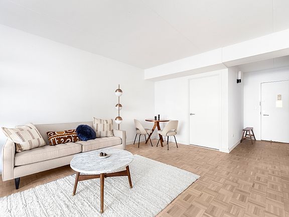 4th image of 200 E 87th St APT 8F