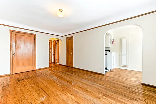 Floor plan 306