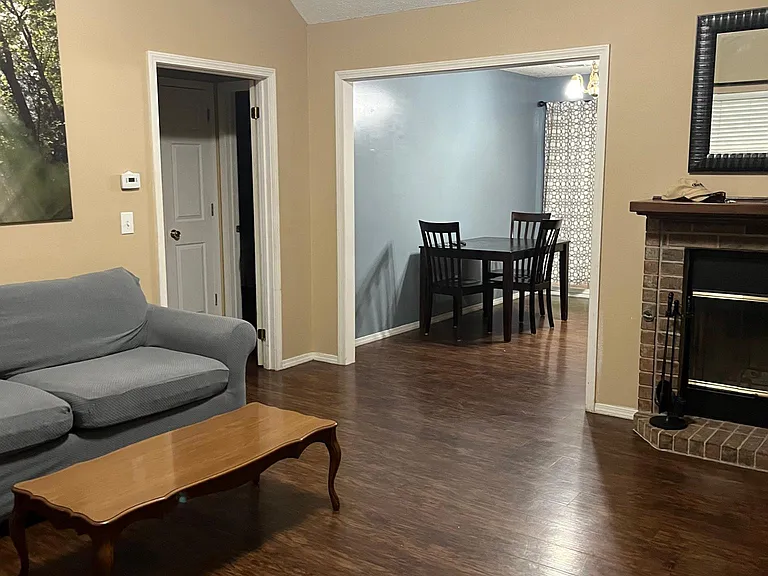 1845 N Albany Ln — Photo 7