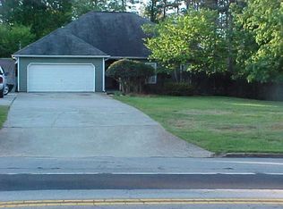 1590 Five Forks Trickum Rd, Lawrenceville, GA