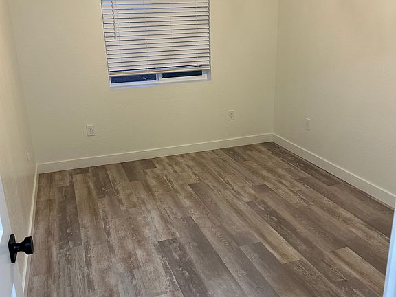 3rd image of 830 W Capps Dr #5