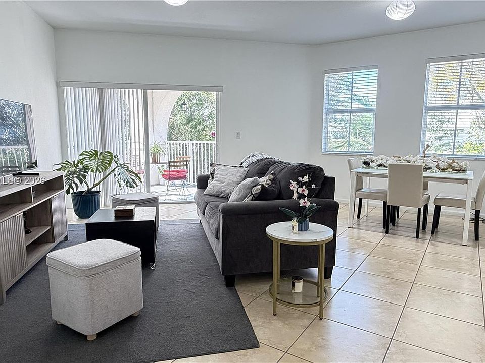 1st image of 11605 NW 89th St APT 220