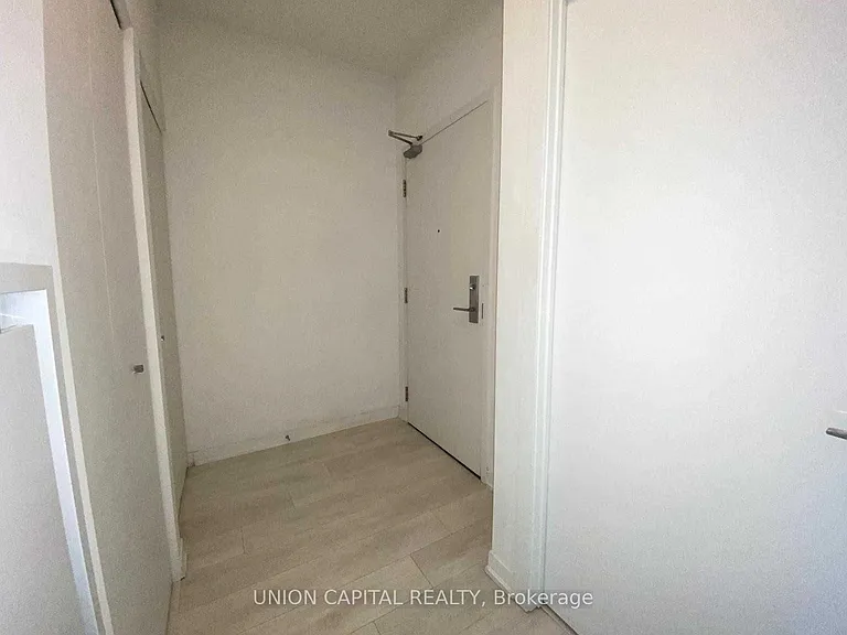 150 E Liberty St #1803 — Photo 20