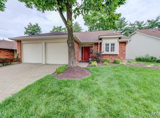 12938 Autumn View Dr, Saint Louis, MO 63146