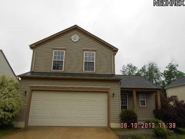 1st image of 616 Canterbury Ln