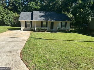 225 Wagon Wheel Dr, Rex, GA 30273