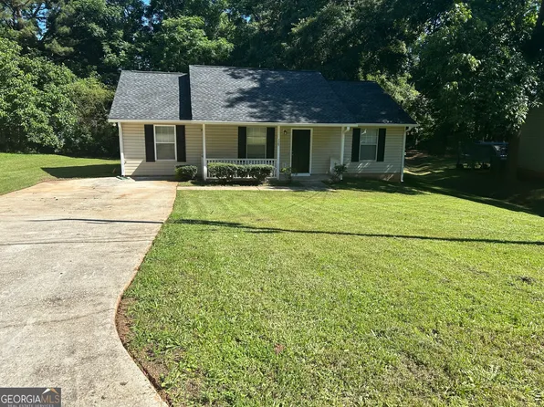 225 Wagon Wheel Dr, Rex, GA 30273