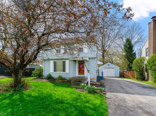 819 Niles Vienna Rd, Niles, OH 44446