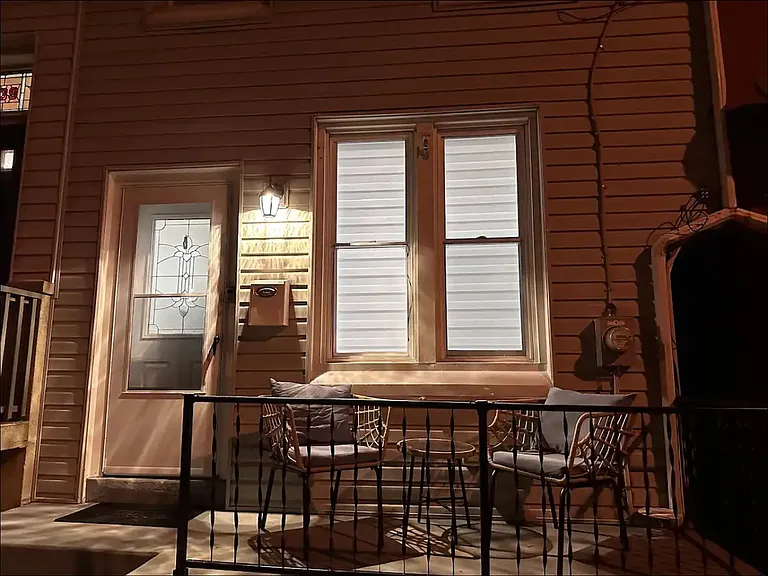 237 Chestnut St — Photo 3