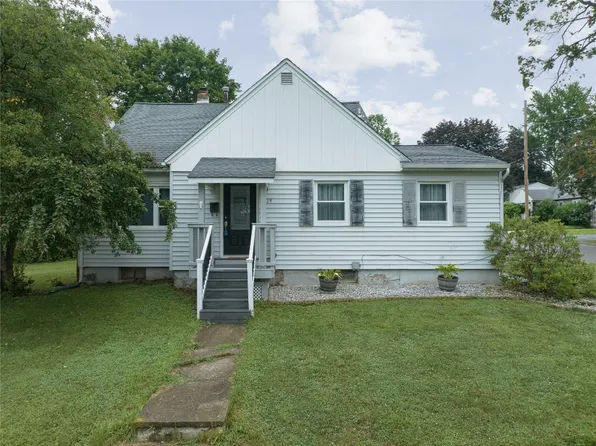 129 Hawthorne St, Vestal, NY 13850