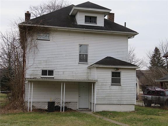 4th image of 1978 Wakefield Ave