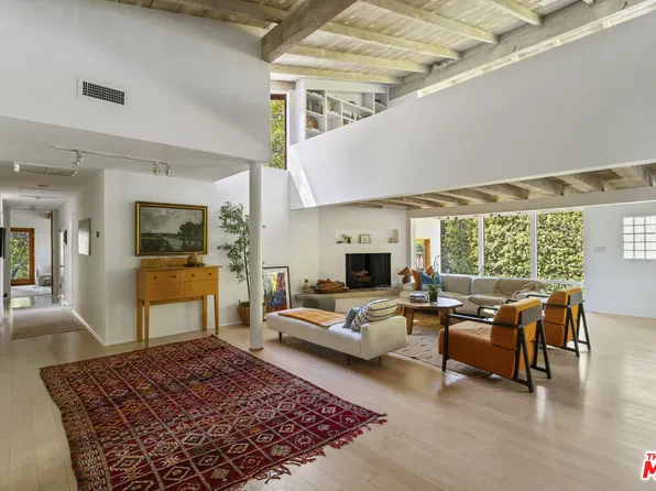 4100 Madelia Ave, Sherman Oaks, CA 91403