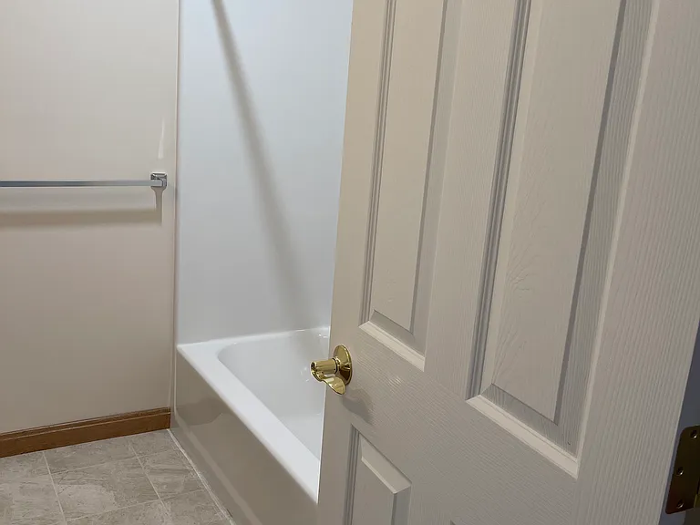 2906 Lena Ct — Photo 9