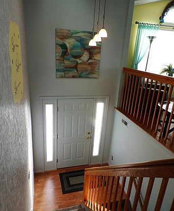 5th image of 15064 Burrows Dr