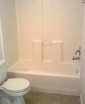 Linden_Bathroomagain_01062014