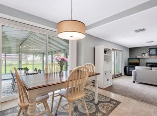 15165 Yale St, Livonia, MI 48154