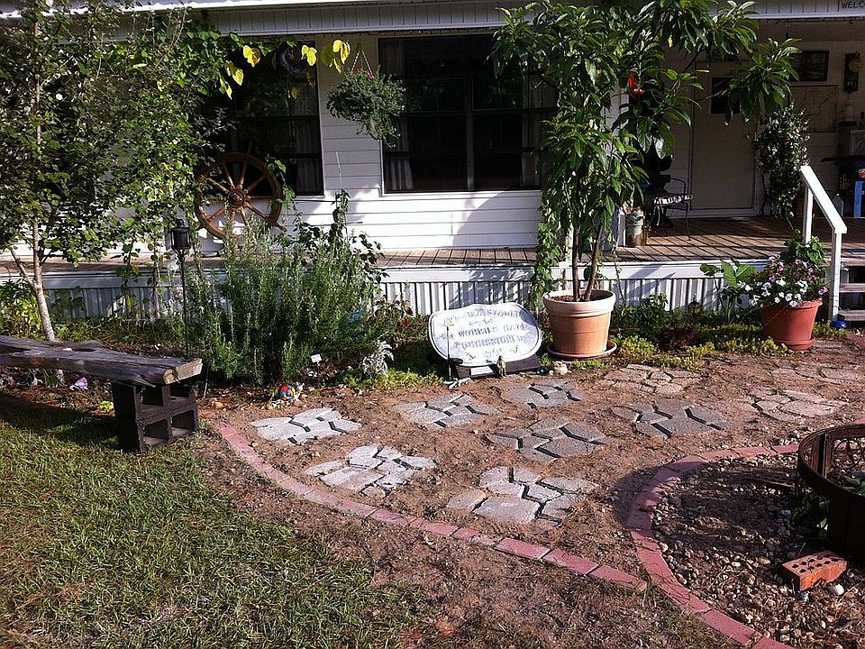 2nd image of 8044 Easy St