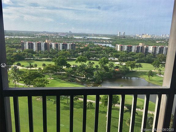 4th image of 20379 W Country Club Dr APT 1732