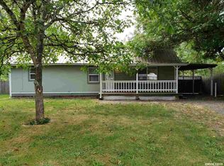 1826 Vine St, Sweet Home, OR 97386