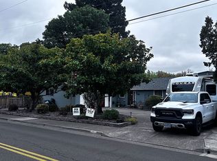 2624 Applegate St, Philomath, OR 97370