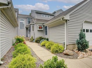 4B Rutherford Hayes Dr #B, Monroe Township, NJ 08831