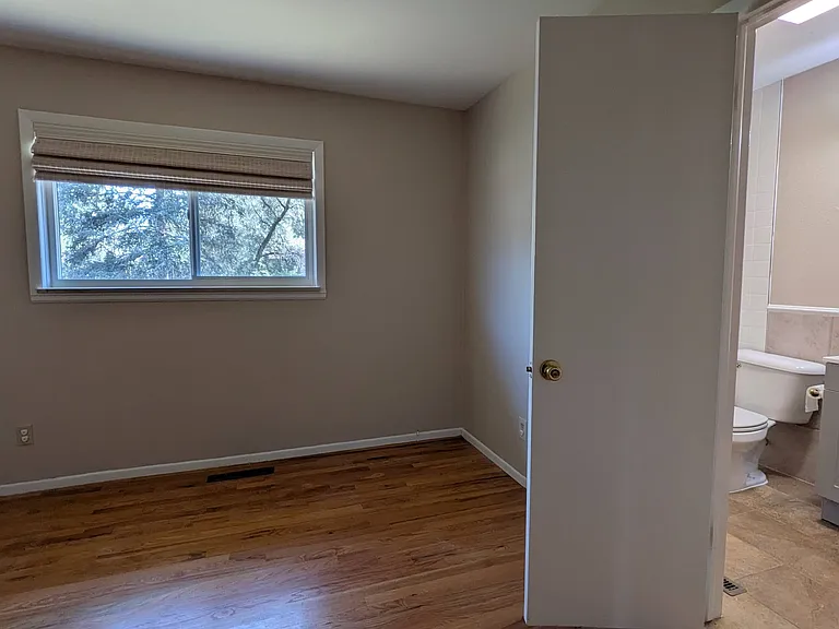 4050 Hollow Rd — Photo 13