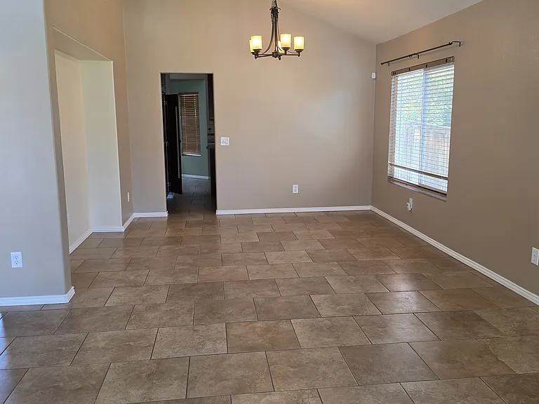 13270 Kirkwood Dr — Photo 15