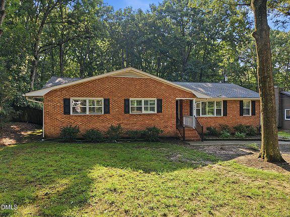 2nd image of 706 Crestview Dr