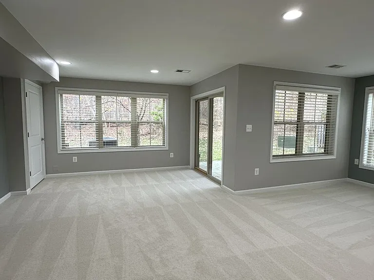 23289 Tradewind Dr — Photo 33
