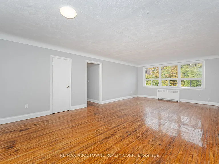 1031 Churchill Ave E #3 — Photo 5