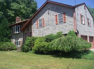 902 Spencer St, Fall River, MA 02721