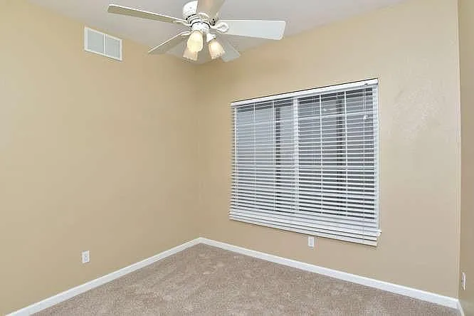 1550 Haymarket St — Photo 9