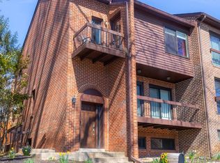 8737 Sheridan Farms Ct, Springfield, VA 22152