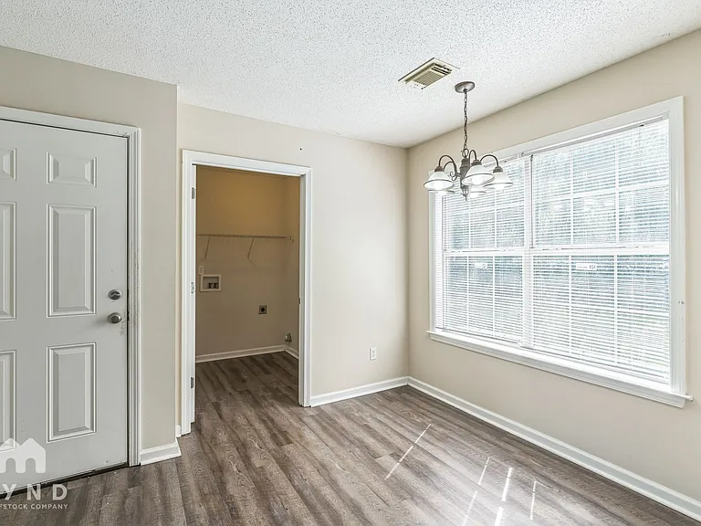 2263 Reece Blvd — Photo 32