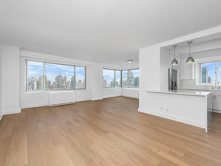 254 E 68th St #27E — Photo 2