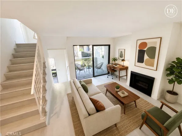 9140 Burnet Ave, North Hills, CA 91343