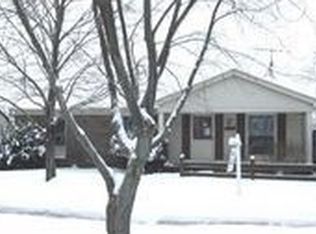 5651 New Meadow Dr, Ypsilanti, MI