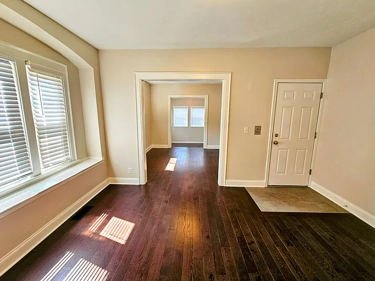 656 Parsells Ave #2 — Photo 8