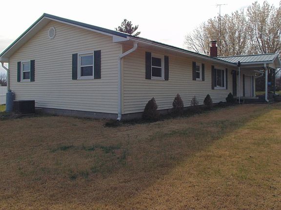 2nd image of 1100 Sharp Rock Rd