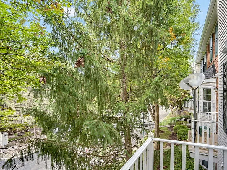 2269 Nash Ct — Photo 32