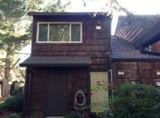 1560 Parkway Dr, Rohnert Park, CA 94928