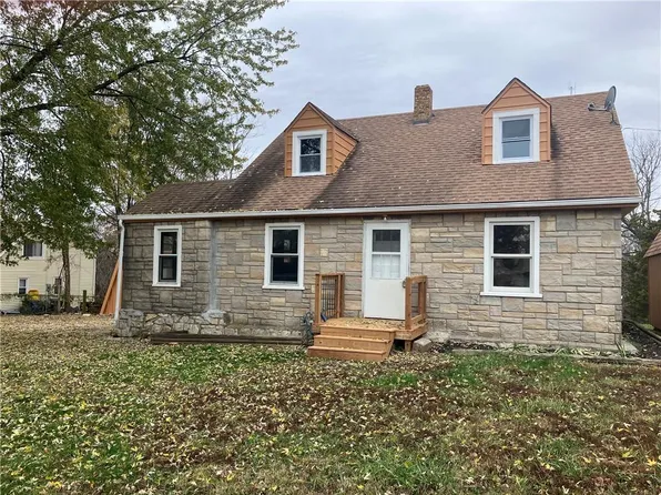 700 S Elizabeth St, Independence, MO 64056