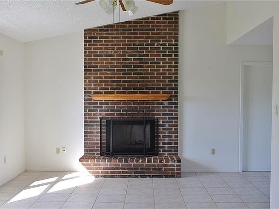 5th image of 721 Nardello Dr