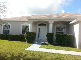 77 Laramie Dr, Palm Coast, FL 32137