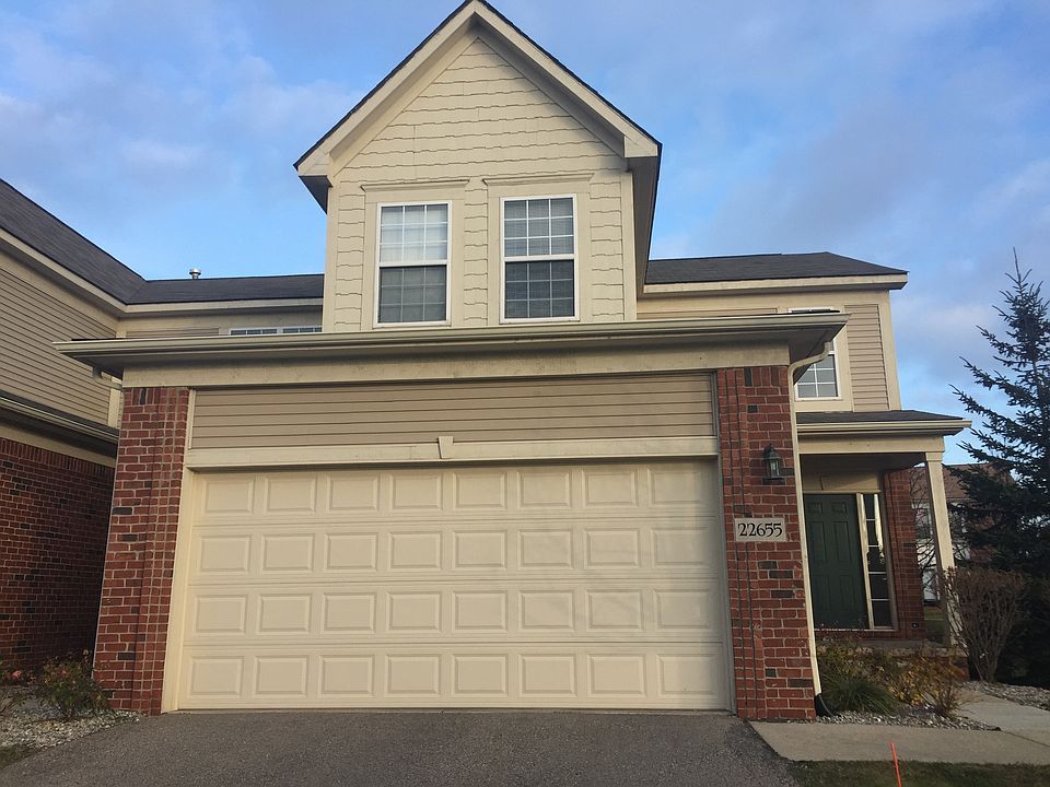 1st image of 22635 Trillium Dr