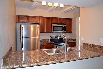 4th image of 3313 N 68th St Unit 106