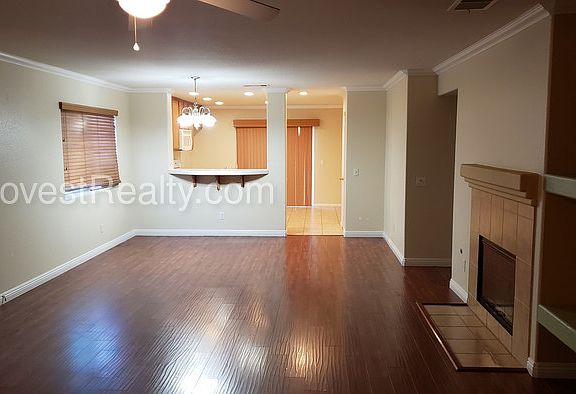 4th image of 13829 Ashmont St