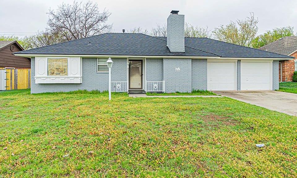 1st image of 2305 Edgewood Dr