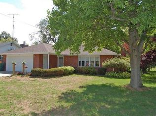 1115 N Brentwood Ln, Muncie, IN 47304