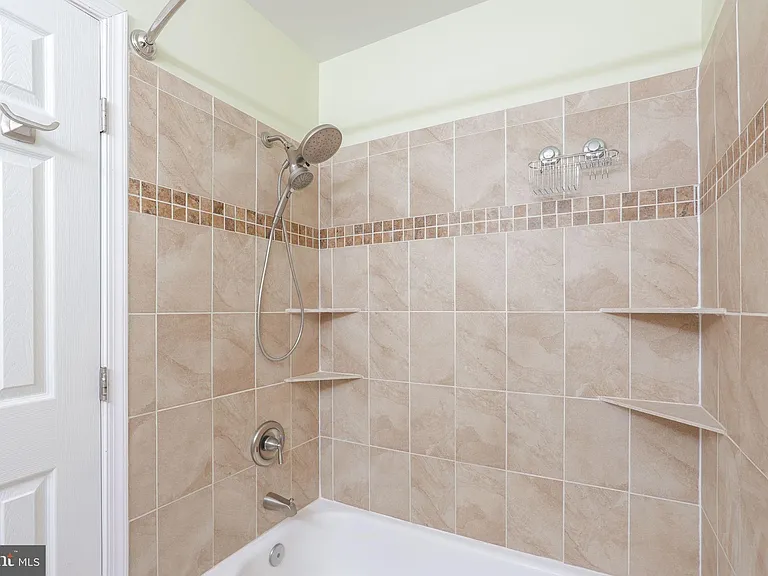 3848 Brighton Ct — Photo 22